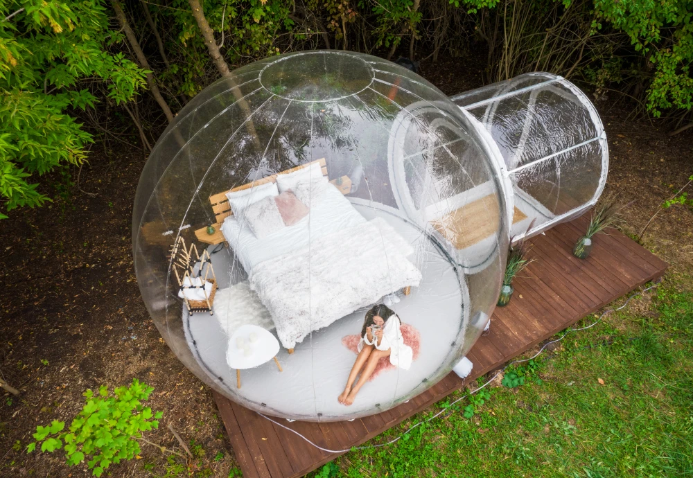 single tunnel bubble tent